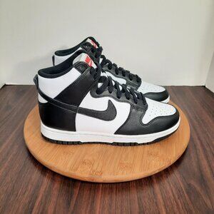 Nike Black and White Women's Sneakers